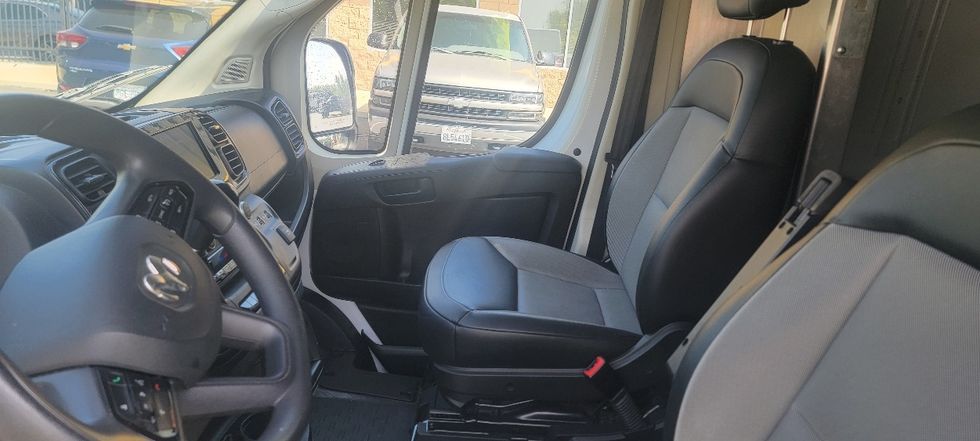 Cargo Van (Panel Van)-Light and Medium Duty Trucks-RAM-2022-PROMASTR-Torrance-CA-84,520\n\t\tmiles-$ 36,750 - Image 19