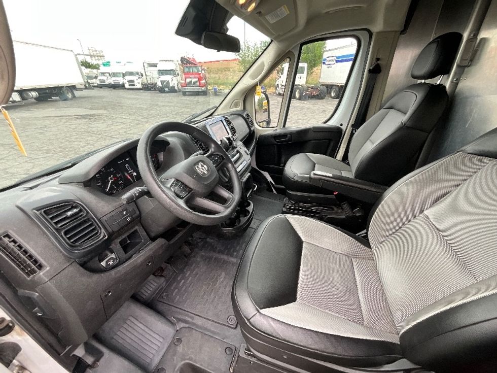 Cargo Van (Panel Van)-Light and Medium Duty Trucks-RAM-2022-PROMASTR-West Valley City-UT-74,714\n\t\tmiles-$ 37,000 - Image 17