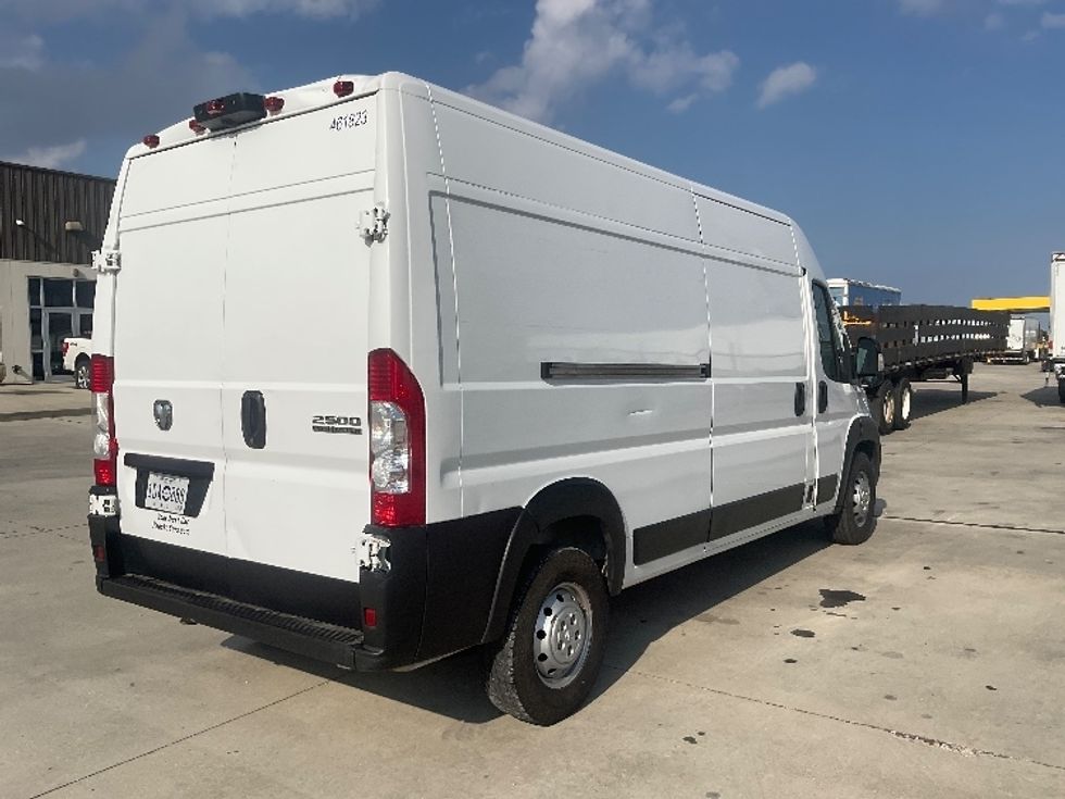 Cargo Van (Panel Van)-Light and Medium Duty Trucks-RAM-2023-PROMASTR-Harahan-LA-103,502\n\t\tmiles-$ 35,250 - Image 11