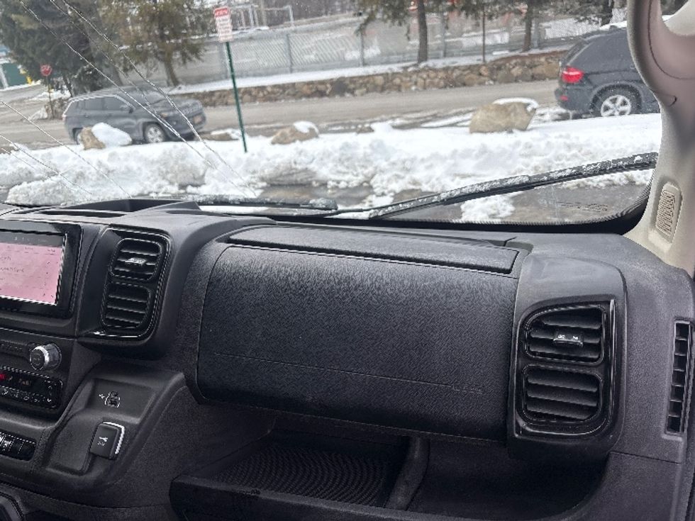 Cargo Van (Panel Van)-Light and Medium Duty Trucks-RAM-2023-PROMASTR-North Bergen-NJ-131,187\n\t\tmiles-$ 33,500 - Image 21