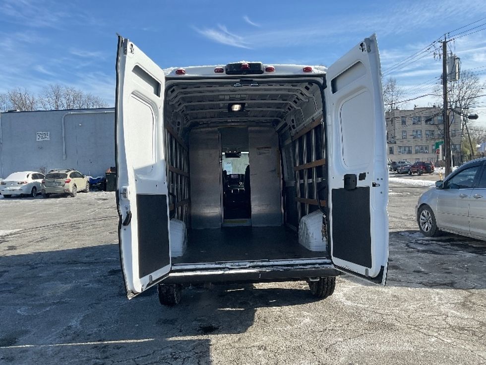 Cargo Van (Panel Van)-Light and Medium Duty Trucks-RAM-2023-PROMASTR-North Bergen-NJ-131,187\n\t\tmiles-$ 33,500 - Image 9