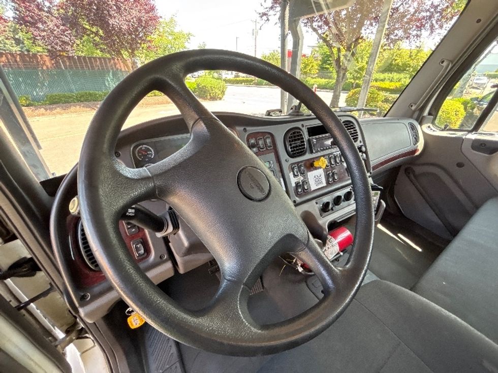 Carhauler-Light and Medium Duty Trucks-Freightliner-2019-M2-Clackamas-OR-355,292\n\t\tmiles-$ 79,000 - Image 16