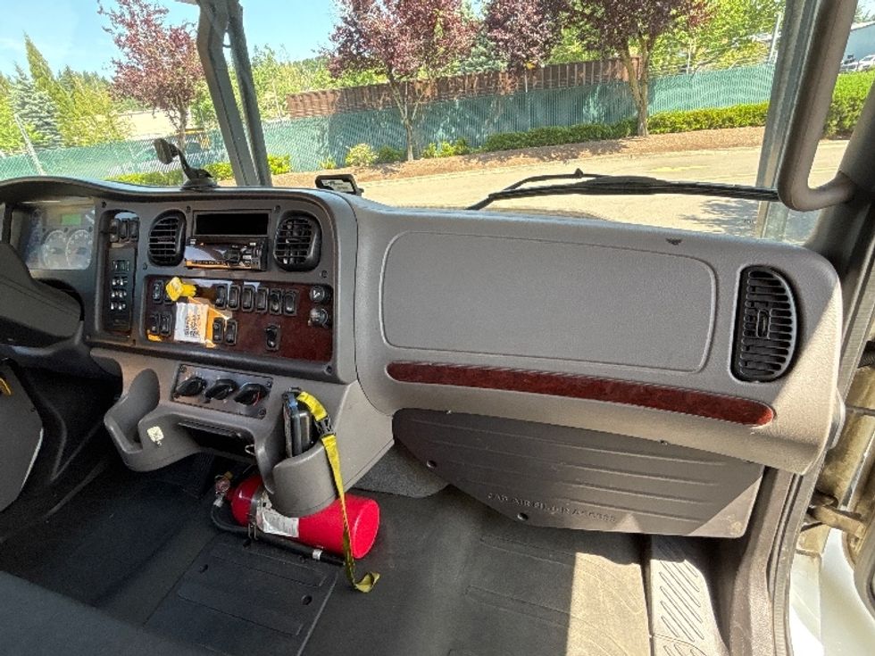 Carhauler-Light and Medium Duty Trucks-Freightliner-2019-M2-Clackamas-OR-355,292\n\t\tmiles-$ 79,000 - Image 20