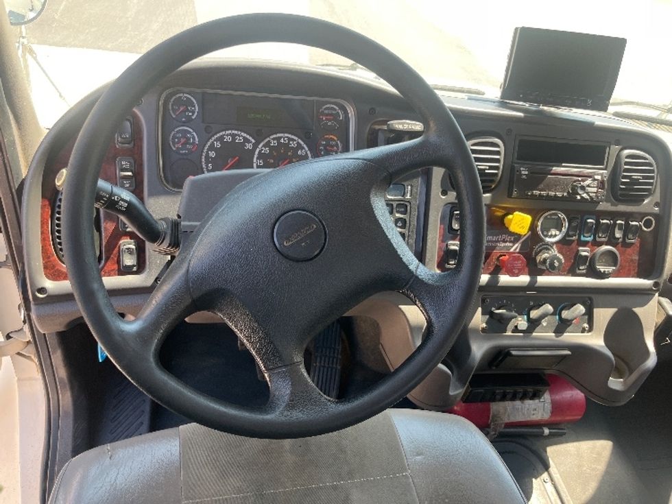 Carhauler-Light and Medium Duty Trucks-Freightliner-2020-M2-Conover-NC-185,782\n\t\tmiles-$ 66,750 - Image 13