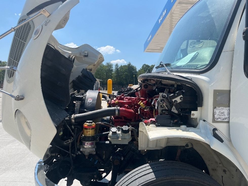 Carhauler-Light and Medium Duty Trucks-Freightliner-2020-M2-Conover-NC-185,782\n\t\tmiles-$ 66,750 - Image 20