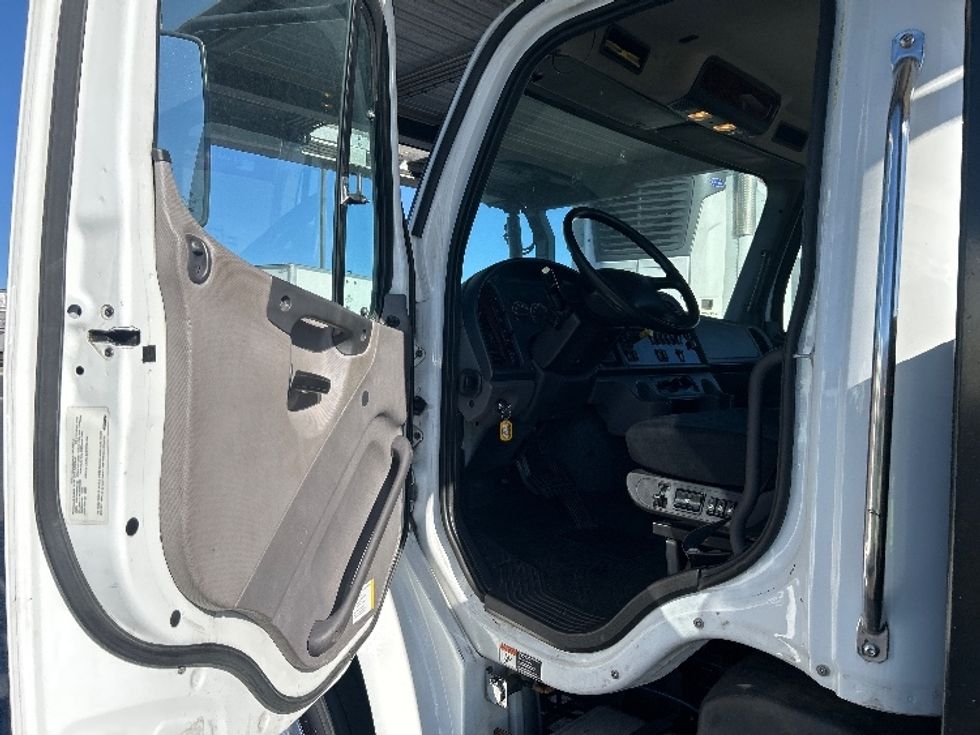 CARHAULR-Light and Medium Duty Trucks-Freightliner-2019-M2-Colorado Springs-CO-352,595\n\t\tmiles-$ 48,750 - Image 14