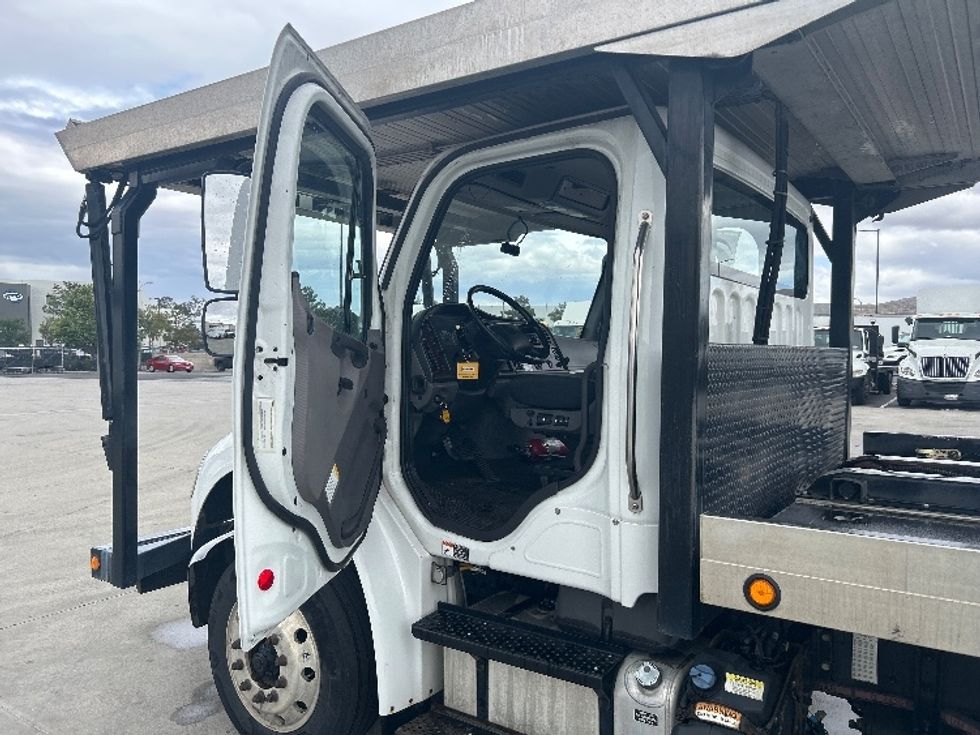 CARHAULR-Light and Medium Duty Trucks-Freightliner-2019-M2-Fontana-CA-240,782\n\t\tmiles-$ 61,250 - Image 16