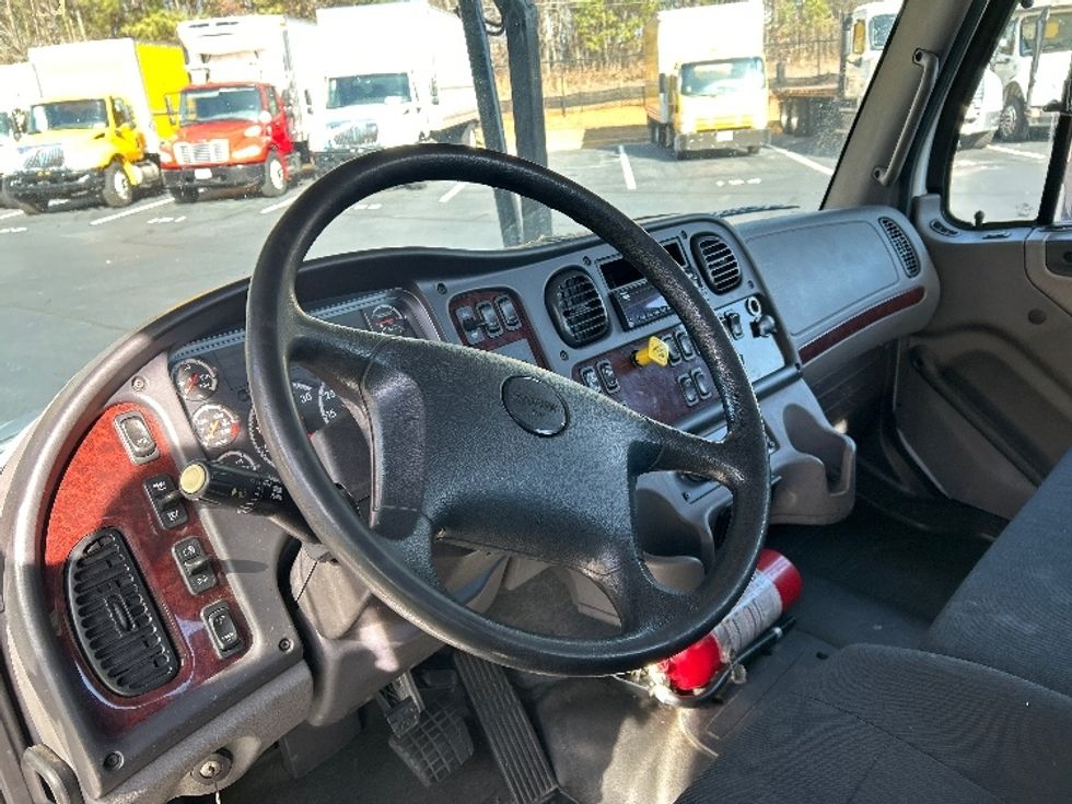 CARHAULR-Light and Medium Duty Trucks-Freightliner-2019-M2-Kennesaw-GA-318,793\n\t\tmiles-$ 50,250 - Image 13