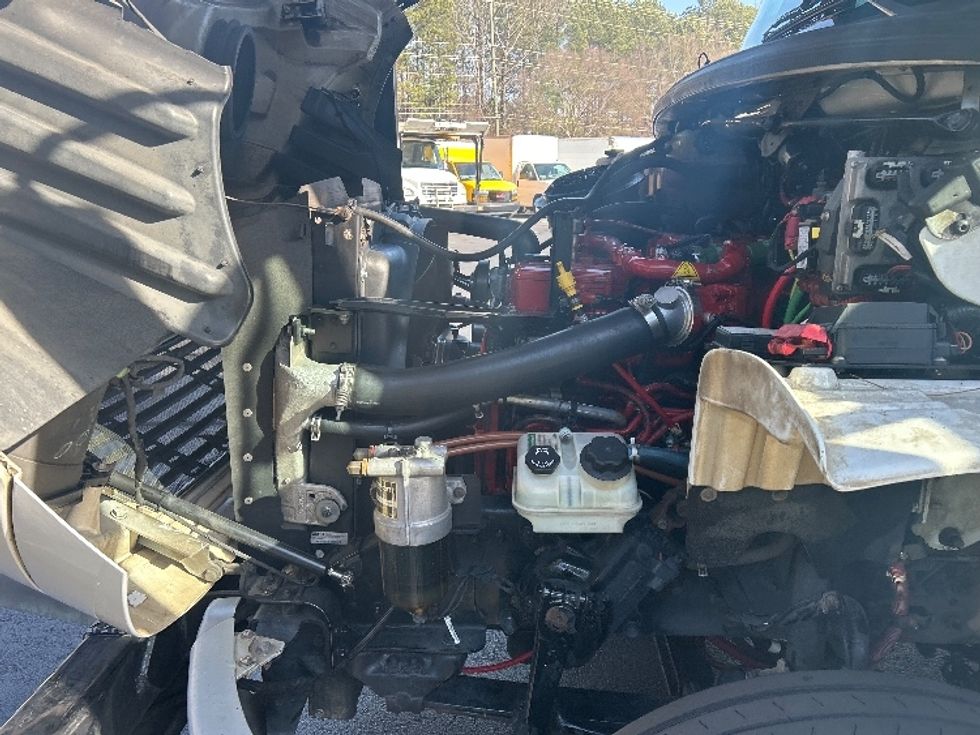 CARHAULR-Light and Medium Duty Trucks-Freightliner-2019-M2-Kennesaw-GA-318,793\n\t\tmiles-$ 50,250 - Image 19