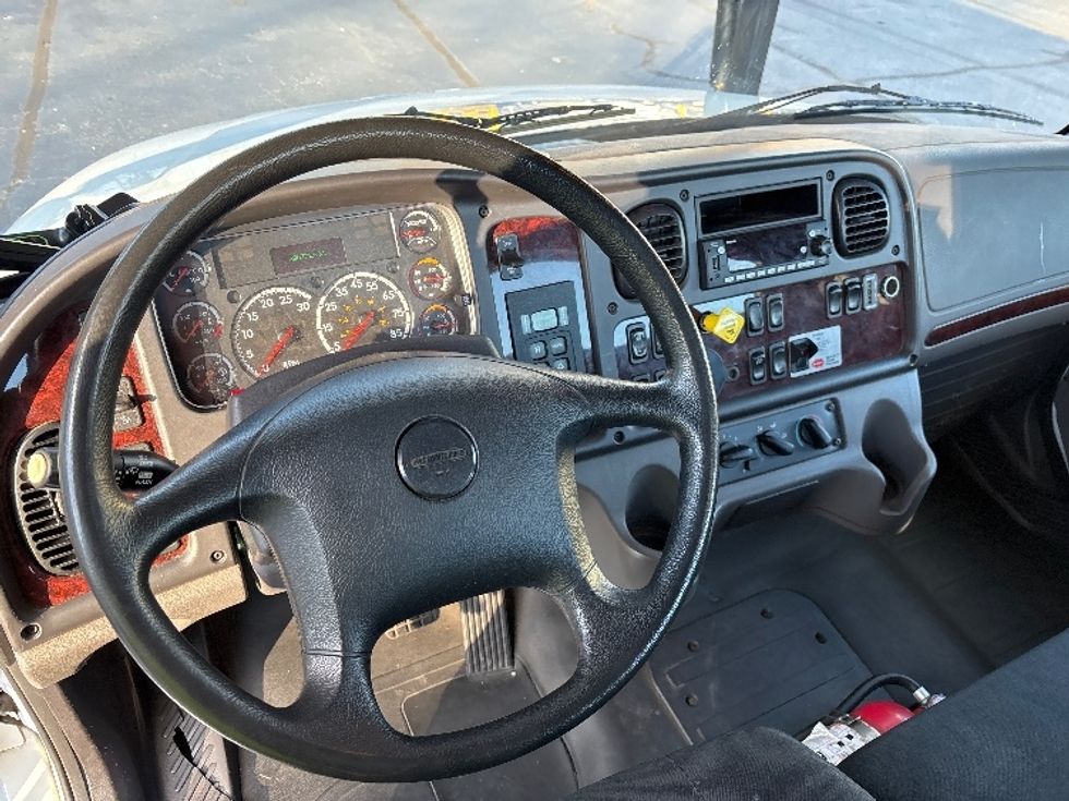 CARHAULR-Light and Medium Duty Trucks-Freightliner-2019-M2-Kennesaw-GA-396,719\n\t\tmiles-$ 49,750 - Image 18