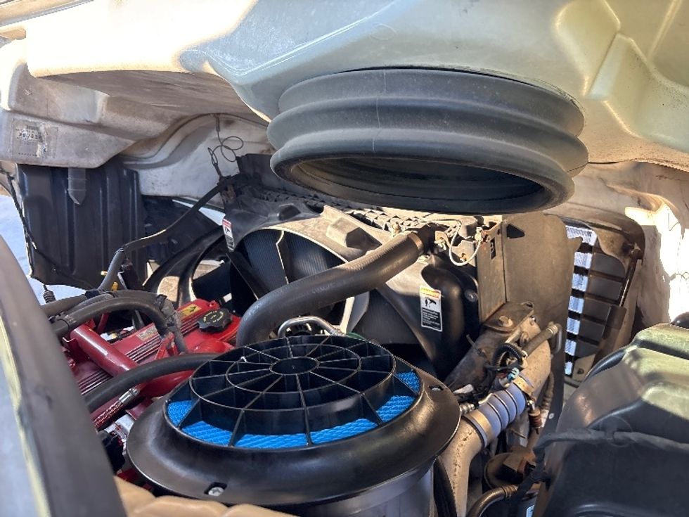 CARHAULR-Light and Medium Duty Trucks-Freightliner-2019-M2-Kennesaw-GA-396,719\n\t\tmiles-$ 49,750 - Image 23