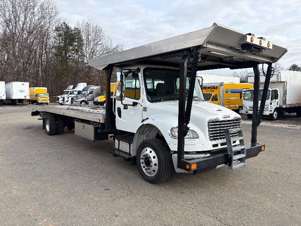CARHAULR-Light and Medium Duty Trucks-Freightliner-2019-M2-Mebane-NC-455,111\n\t\tmiles-$ 48,000 - Image 1