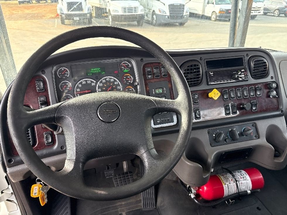 CARHAULR-Light and Medium Duty Trucks-Freightliner-2019-M2-Mebane-NC-455,111\n\t\tmiles-$ 48,000 - Image 14