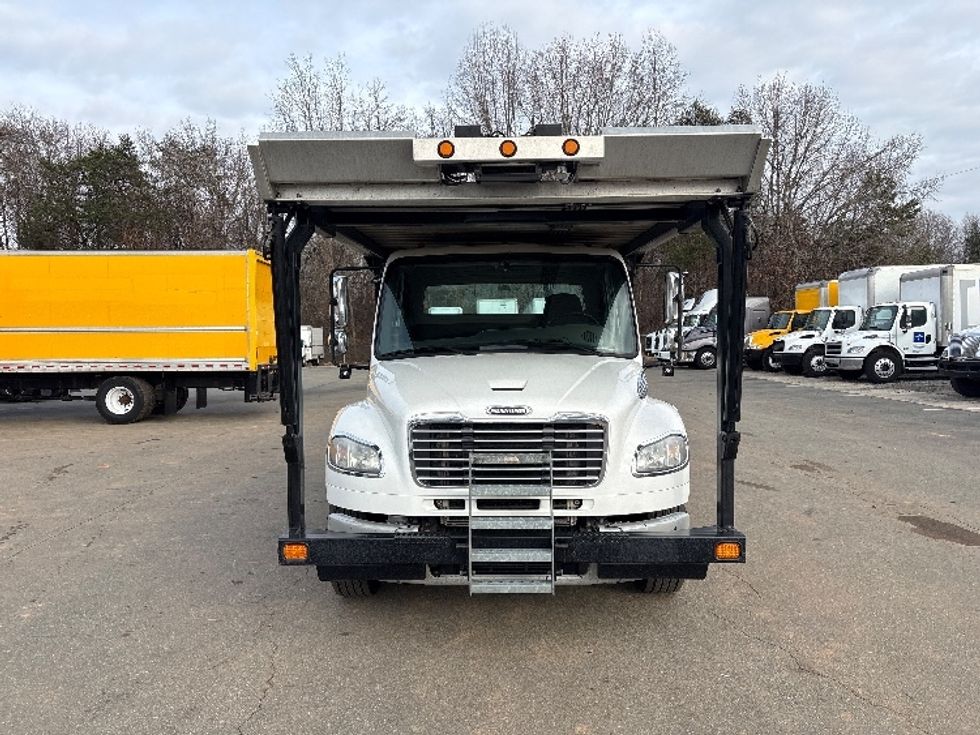 CARHAULR-Light and Medium Duty Trucks-Freightliner-2019-M2-Mebane-NC-455,111\n\t\tmiles-$ 48,000 - Image 2