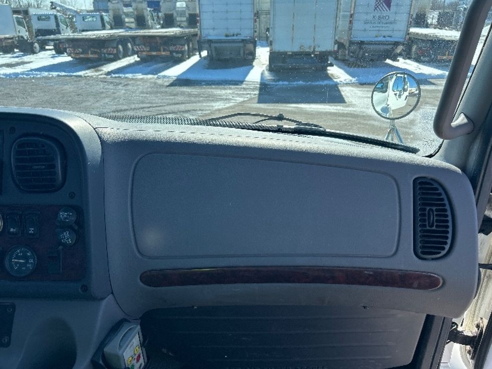 CARHAULR-Light and Medium Duty Trucks-Freightliner-2019-M2-Montreal-PQ-269,629\n\t\tkm-$ 102,000 - Image 19