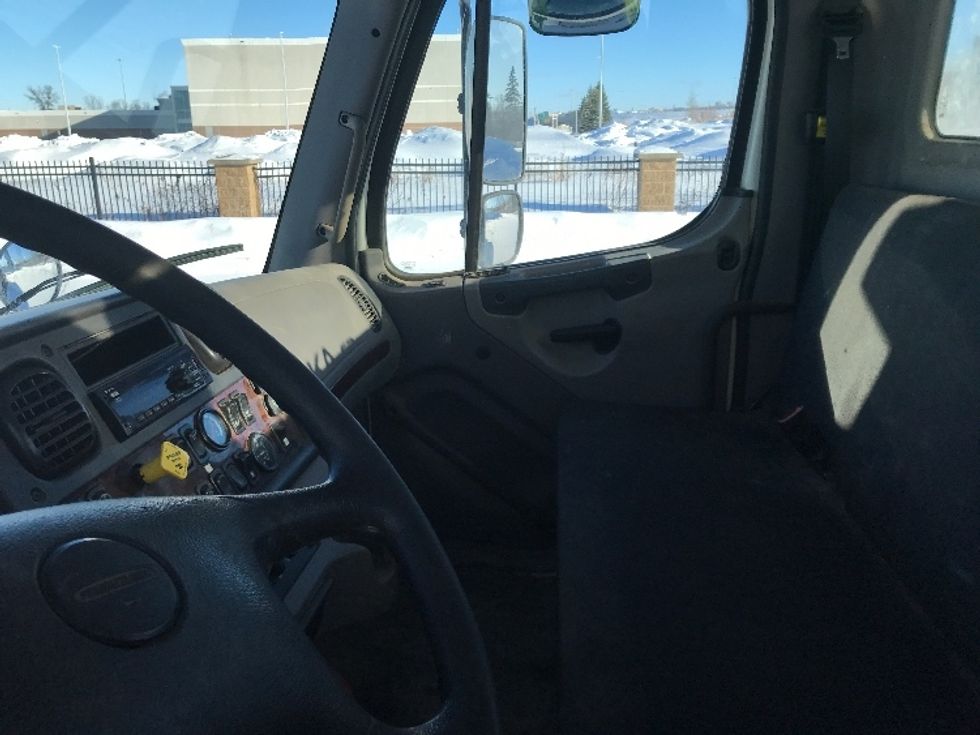 CARHAULR-Light and Medium Duty Trucks-Freightliner-2019-M2-Ste-Foy-PQ-316,289\n\t\tkm-$ 92,500 - Image 17