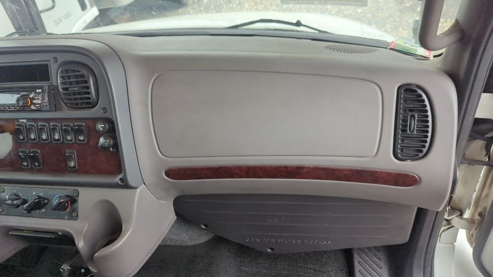 CARHAULR-Light and Medium Duty Trucks-Freightliner-2019-M2-Suwanee-GA-400,906\n\t\tmiles-$ 47,500 - Image 17