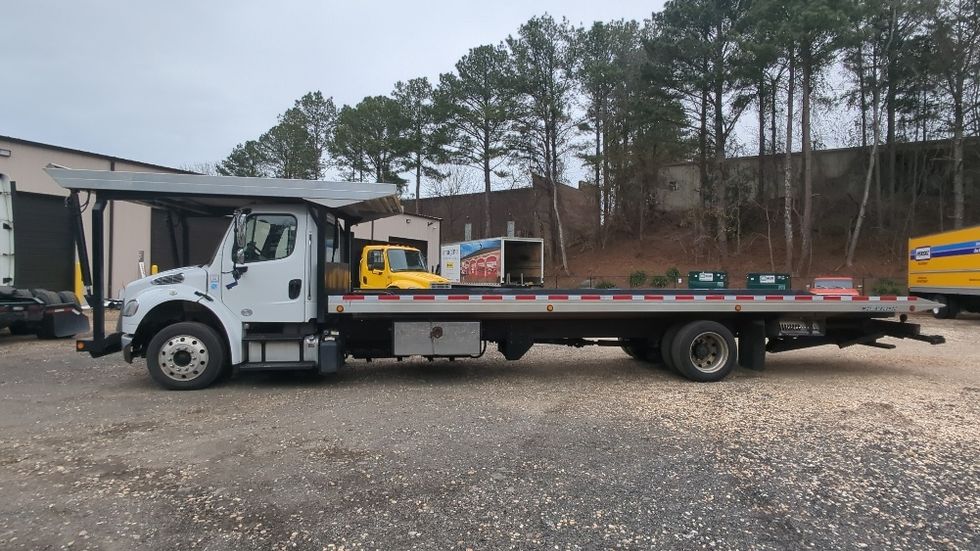 CARHAULR-Light and Medium Duty Trucks-Freightliner-2019-M2-Suwanee-GA-400,906\n\t\tmiles-$ 47,500 - Image 4