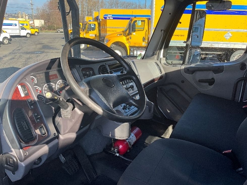 CARHAULR-Light and Medium Duty Trucks-Freightliner-2019-M2-Tacoma-WA-278,143\n\t\tmiles-$ 55,750 - Image 12