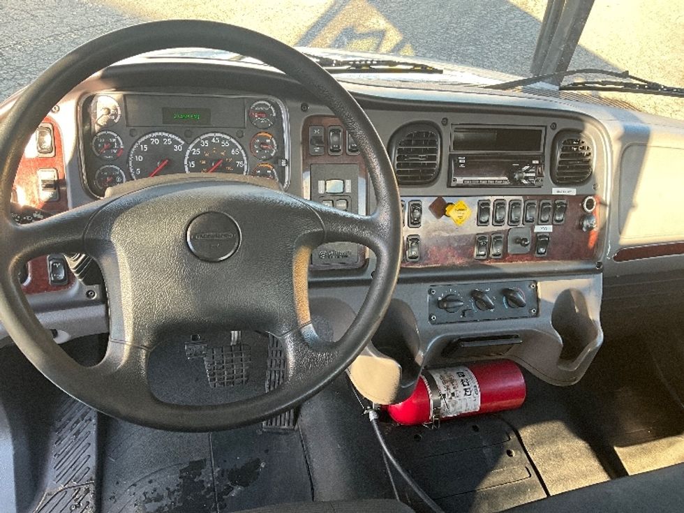 CARHAULR-Light and Medium Duty Trucks-Freightliner-2019-M2-Tacoma-WA-278,143\n\t\tmiles-$ 55,750 - Image 13