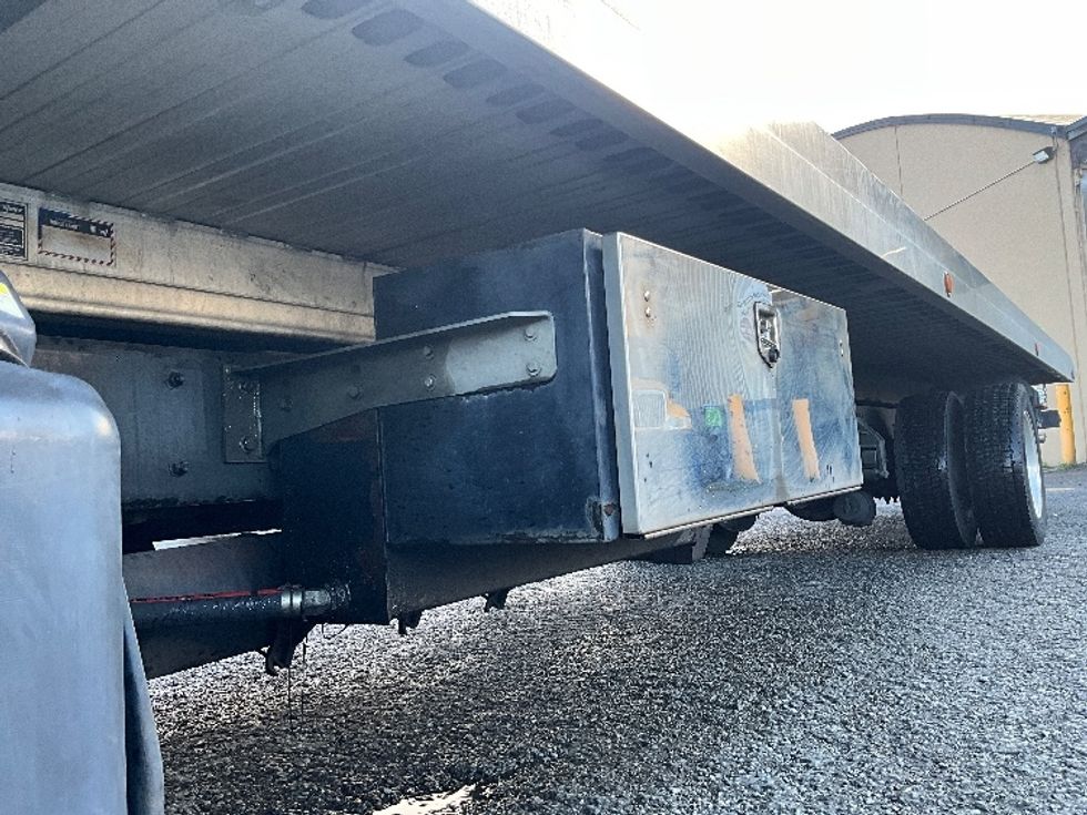 CARHAULR-Light and Medium Duty Trucks-Freightliner-2019-M2-Tacoma-WA-278,143\n\t\tmiles-$ 55,750 - Image 5