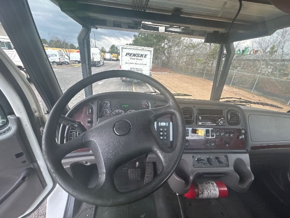 CARHAULR-Light and Medium Duty Trucks-Freightliner-2019-M2-West Columbia-SC-513,984\n\t\tmiles-$ 48,000 - Image 13
