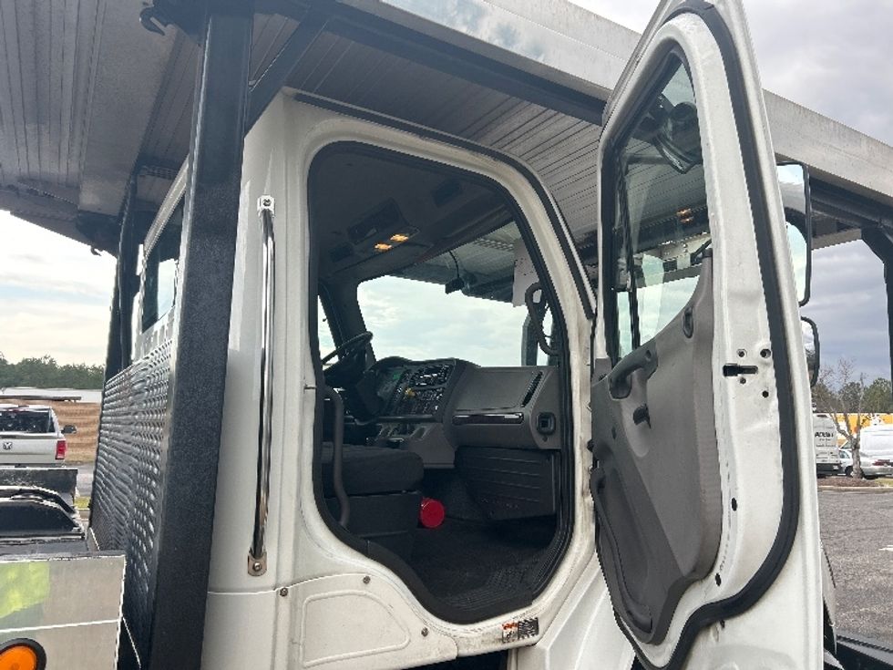 CARHAULR-Light and Medium Duty Trucks-Freightliner-2019-M2-West Columbia-SC-513,984\n\t\tmiles-$ 48,000 - Image 15