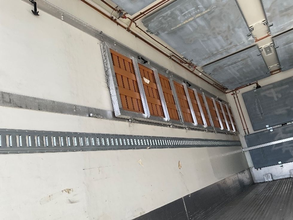 Cold Plate-Light and Medium Duty Trucks-Freightliner-2019-M2-Kansas City-MO-169,251\n\t\tmiles-$ 32,500 - Image 11