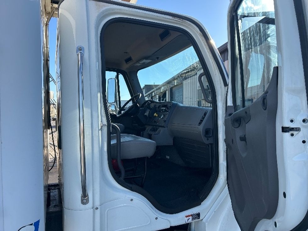 Cold Plate-Light and Medium Duty Trucks-Freightliner-2019-M2-Oklahoma City-OK-172,510\n\t\tmiles-$ 40,250 - Image 19