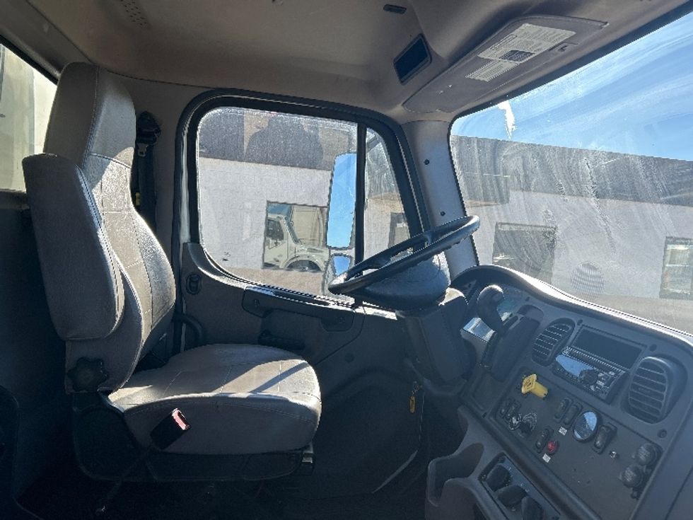 Cold Plate-Light and Medium Duty Trucks-Freightliner-2019-M2-Oklahoma City-OK-209,230\n\t\tmiles-$ 37,500 - Image 22