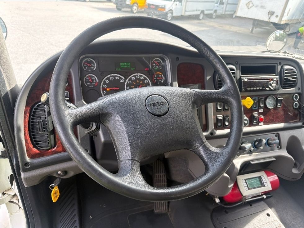 Cold Plate-Light and Medium Duty Trucks-Freightliner-2020-M2-Pensacola-FL-171,013\n\t\tmiles-$ 38,250 - Image 17