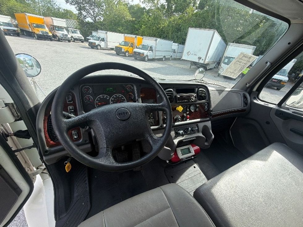 Cold Plate-Light and Medium Duty Trucks-Freightliner-2020-M2-Pensacola-FL-171,013\n\t\tmiles-$ 38,250 - Image 18