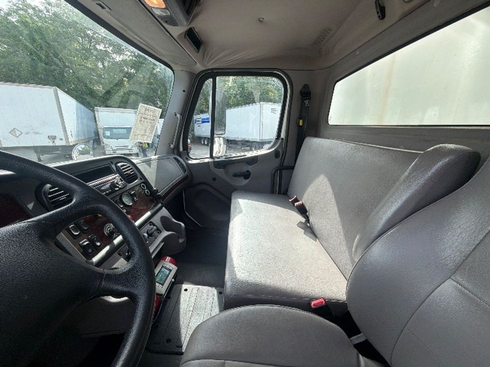 Cold Plate-Light and Medium Duty Trucks-Freightliner-2020-M2-Pensacola-FL-171,013\n\t\tmiles-$ 38,250 - Image 19