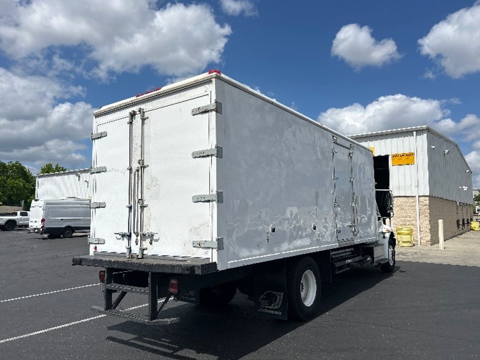 Cold Plate-Light and Medium Duty Trucks-International-2017-4300-Ceres-CA-122,280\n\t\tmiles-$ 33,000 - Image 13