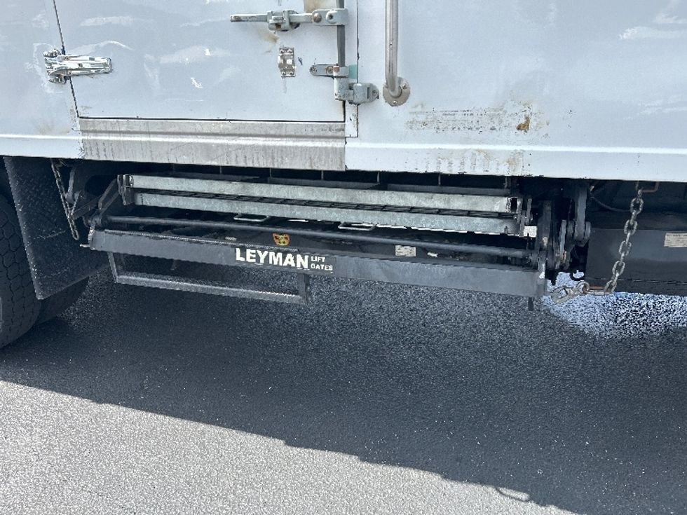 Cold Plate-Light and Medium Duty Trucks-International-2017-4300-Ceres-CA-122,280\n\t\tmiles-$ 33,000 - Image 23