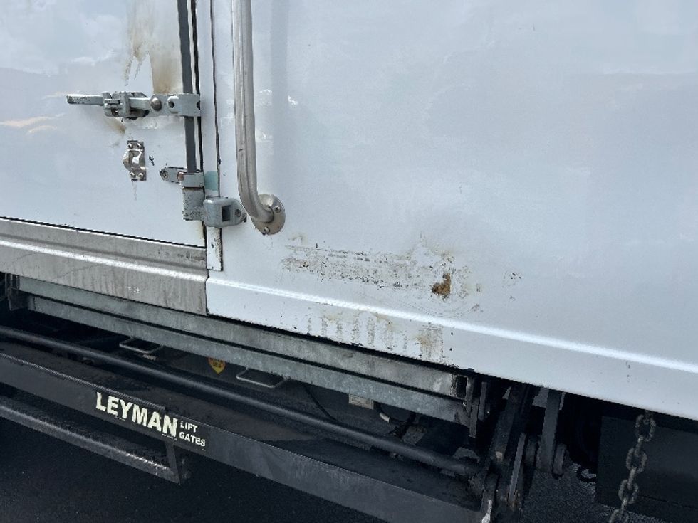 Cold Plate-Light and Medium Duty Trucks-International-2017-4300-Ceres-CA-122,280\n\t\tmiles-$ 33,000 - Image 27