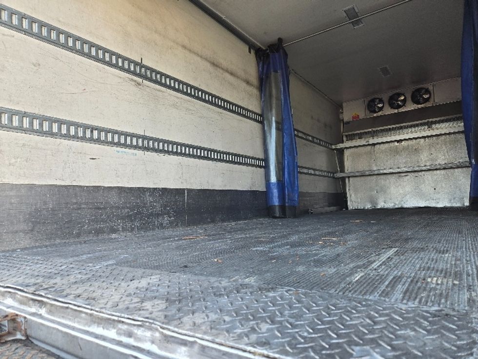 Cold Plate-Light and Medium Duty Trucks-International-2017-4300-Stockton-CA-197,500\n\t\tmiles-$ 31,250 - Image 10