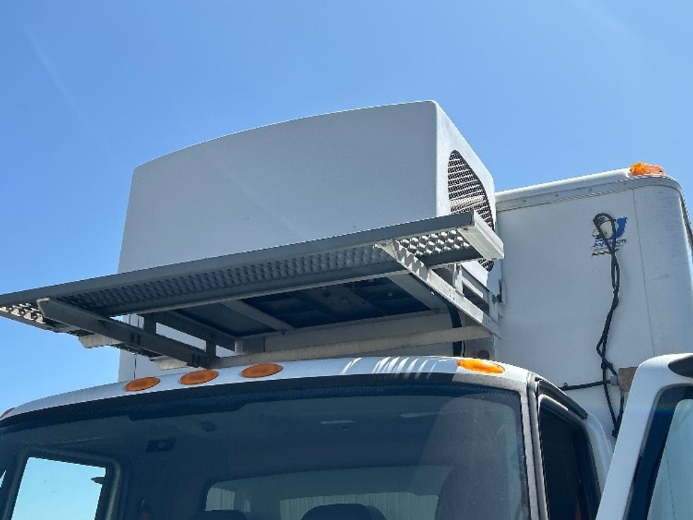 Cold Plate-Light and Medium Duty Trucks-International-2017-4400-Ceres-CA-127,002\n\t\tmiles-$ 54,000 - Image 25