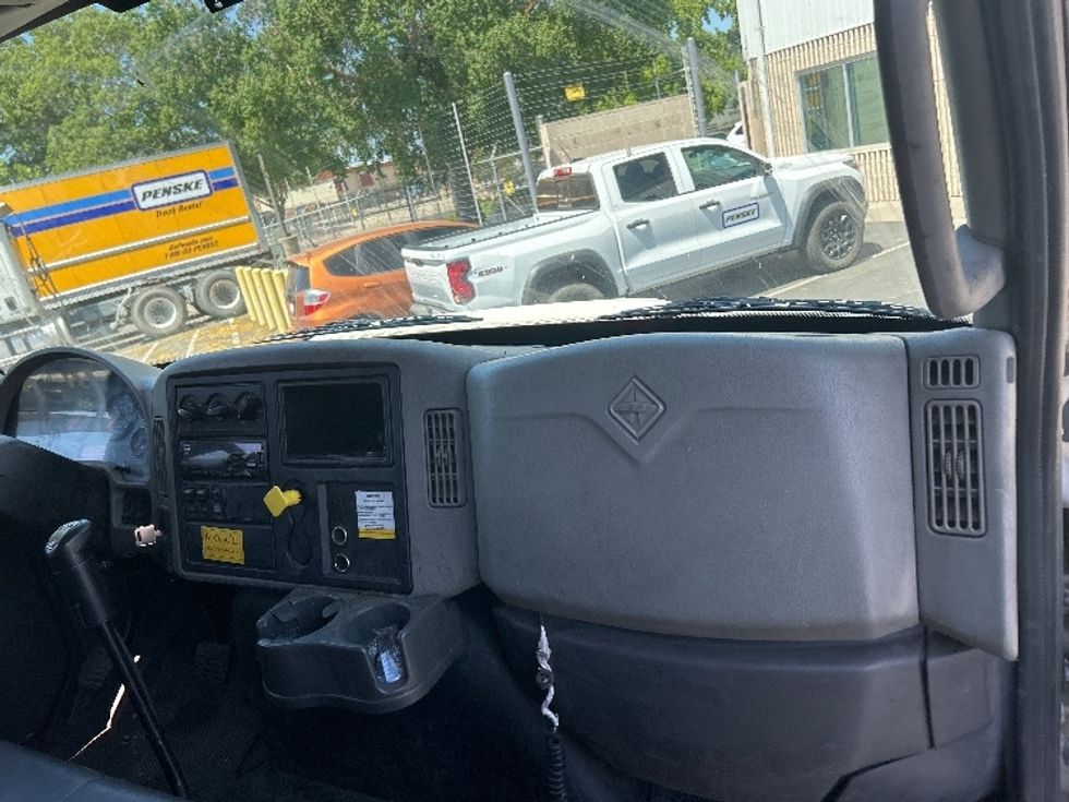 Cold Plate-Light and Medium Duty Trucks-International-2017-4400-Fresno-CA-172,290\n\t\tmiles-$ 54,000 - Image 19
