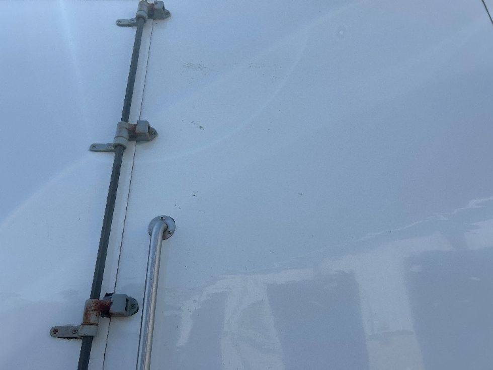 Cold Plate-Light and Medium Duty Trucks-International-2017-4400-Fresno-CA-172,290\n\t\tmiles-$ 54,000 - Image 24