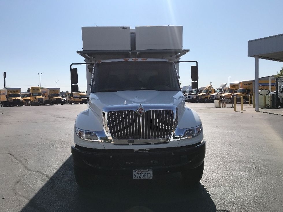 Cold Plate-Light and Medium Duty Trucks-International-2017-4400-West Sacramento-CA-158,161\n\t\tmiles-$ 49,000 - Image 2