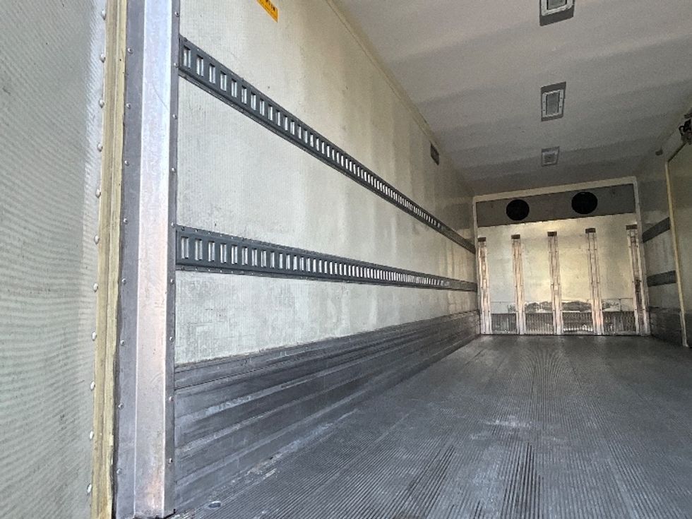 Cold Plate-Light and Medium Duty Trucks-Kenworth-2011-T370-West Sacramento-CA-185,082\n\t\tmiles-$ 29,500 - Image 11