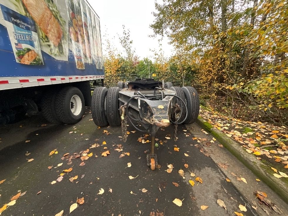 Congear Dolly-Specialized Equipment-Great Dane-2017-SGLAXLE-Clackamas-OR-454,701\n\t\tmiles-$ 4,000 - Image 2