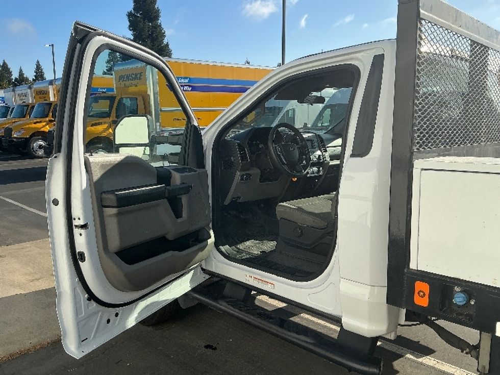 Crane Truck-Specialized Equipment-Ford-2020-F550-West Sacramento-CA-130,407\n\t\tmiles-$ 56,000 - Image 16