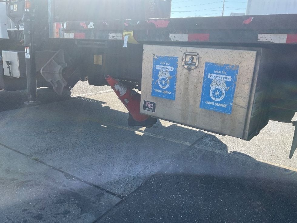 Crane Truck-Specialized Equipment-Freightliner-2017-M2-West Babylon-NY-83,763\n\t\tmiles-$ 76,250 - Image 5