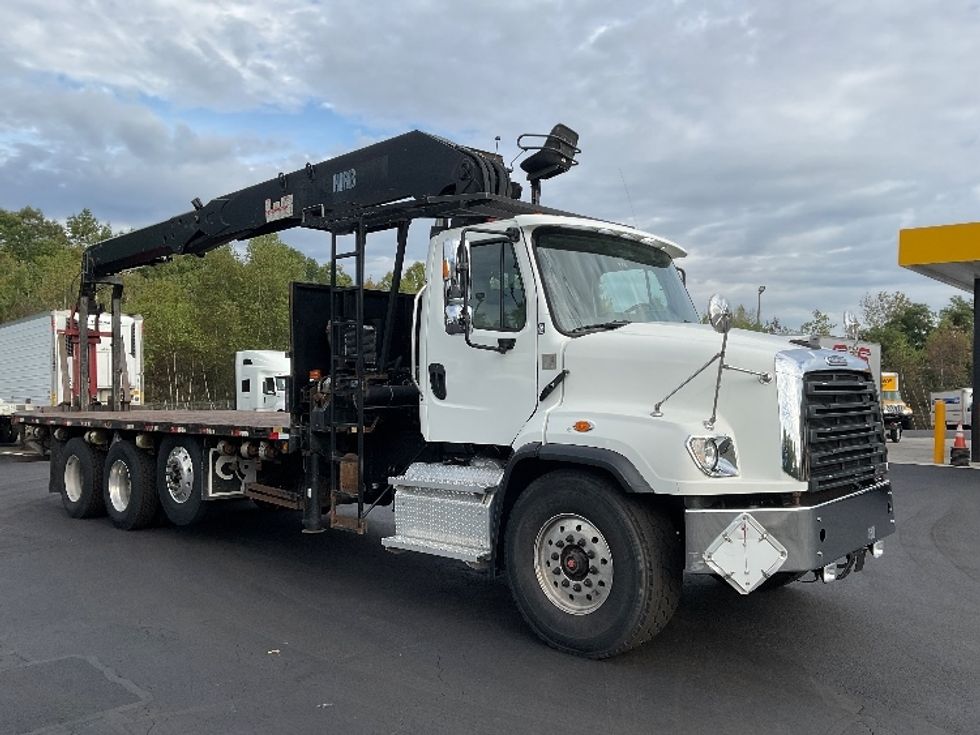 Crane Truck-Specialized Equipment-Freightliner-2019-114SD-Jessup-PA-164,531\n\t\tmiles-$ 110,750 - Image 1