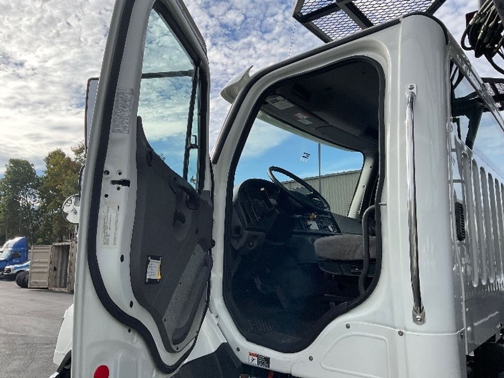 Crane Truck-Specialized Equipment-Freightliner-2019-114SD-Jessup-PA-164,531\n\t\tmiles-$ 110,750 - Image 15