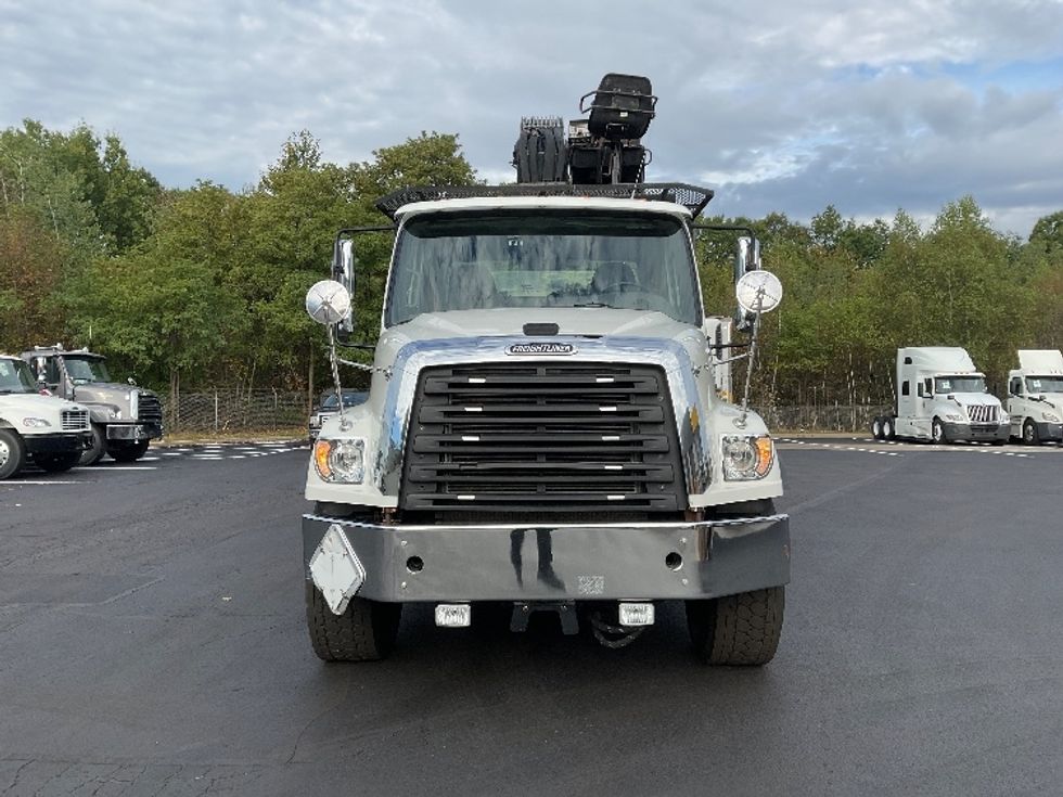 Crane Truck-Specialized Equipment-Freightliner-2019-114SD-Jessup-PA-164,531\n\t\tmiles-$ 110,750 - Image 2