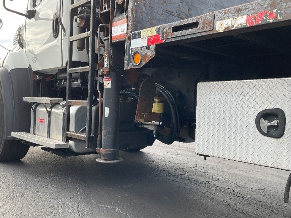 Crane Truck-Specialized Equipment-Freightliner-2019-114SD-Jessup-PA-164,531\n\t\tmiles-$ 110,750 - Image 5