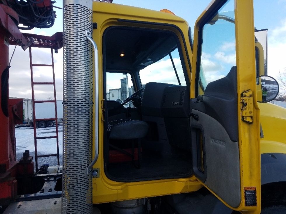 2017 Mack GU (Granite) GU813 photo 11
